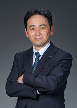 代表取締役社長（CEO 最高経営責任者）赤石 永一